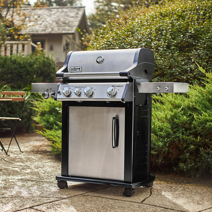 Weber - Propane Gas Barbecue with Cover