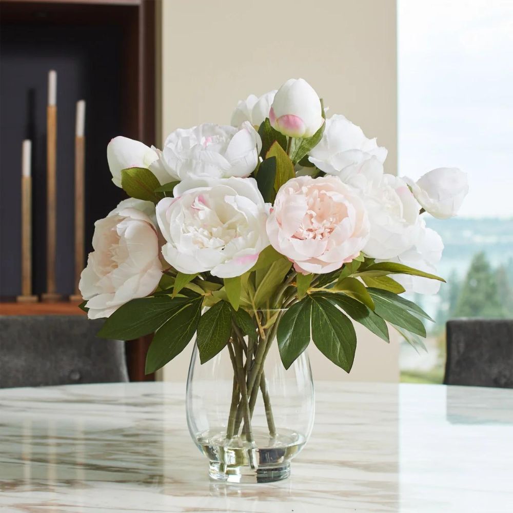 CGH - Assortiment de pivoines artificiels avec vase en verre