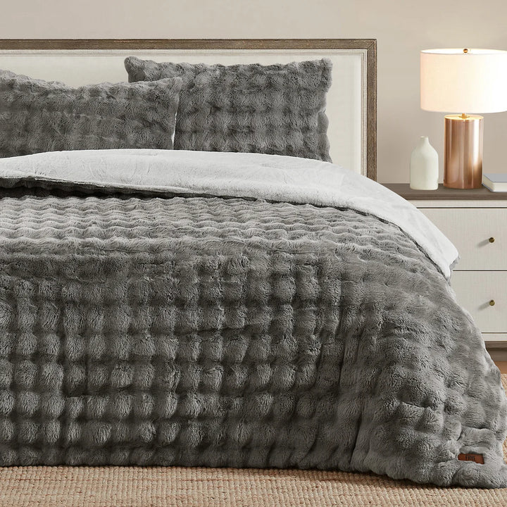 FRYE 3-Piece Faux Fur Comforter Set