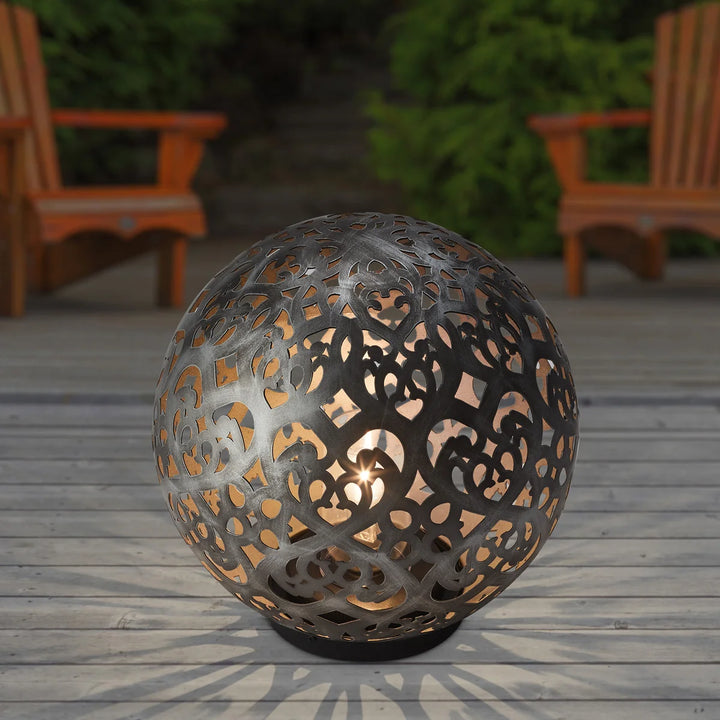 Aurora Lighting Globe Solar Light