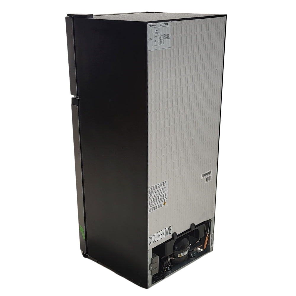 Hisense - 19" Compact Refrigerator with Top Freezer, 4.4 cu ft