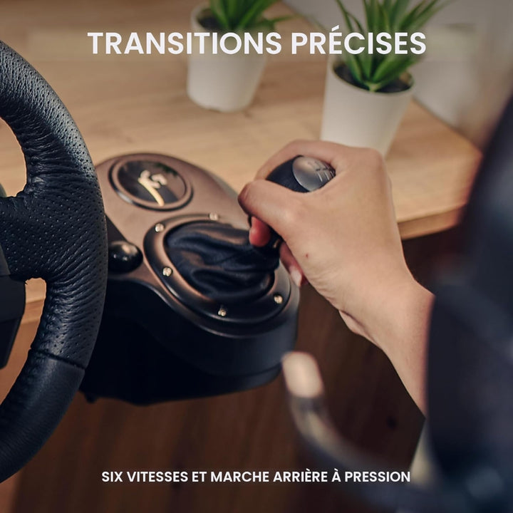 Logitech - Volant de course G920 Driving Force + pédales + levier de vitesse