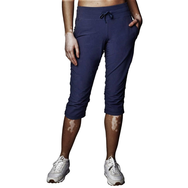 Kirkland Signature Woven Capris