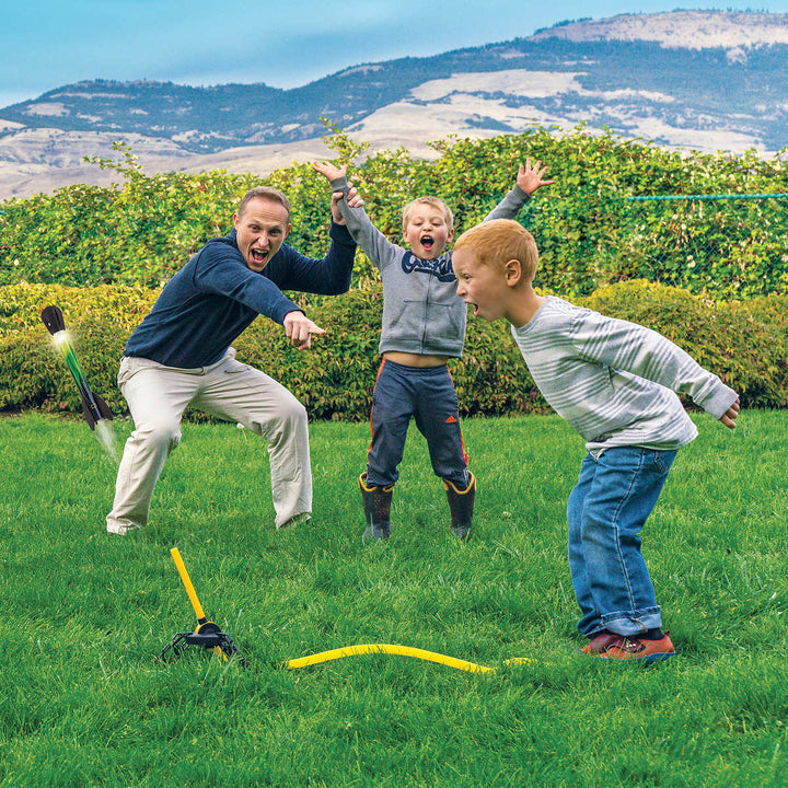 National Geographic Light-Up Air Rockets