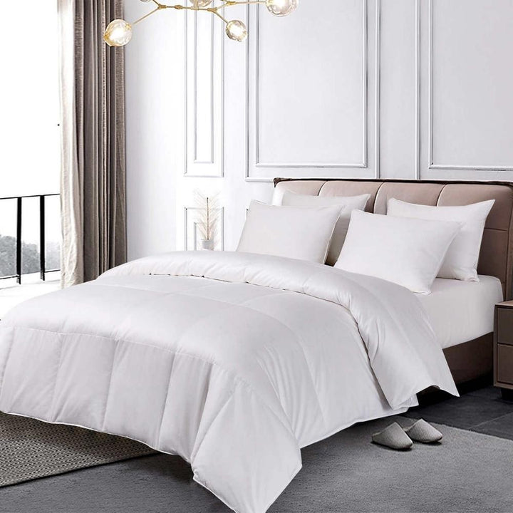 Royal Luxe - Couette en duvet de plumes blanches