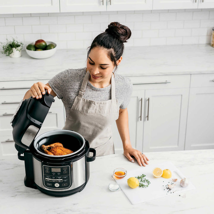 Ninja Foodi - Autocuiseur, multicuiseur et friteuse à air chaud 10-en-1